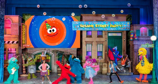 SESAME STREET LIVE! LET'S PARTY